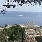 דירה Mavi E Sari Ev מריטימה