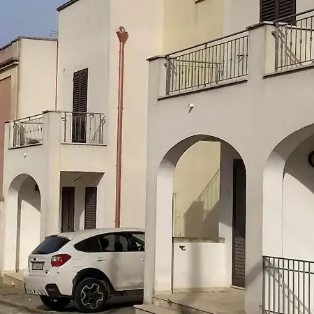 Mavi E Sari Ev Apartment *