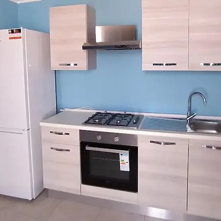 Apartment Mavi E Sari Ev *