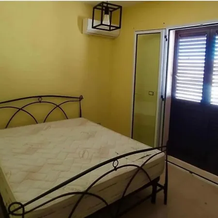 Mavi E Sari Ev Apartment